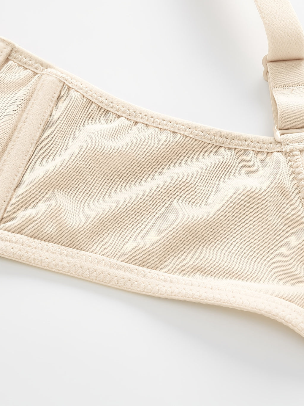 Soutien-gorge grande taille à armatures, tulle contrasté