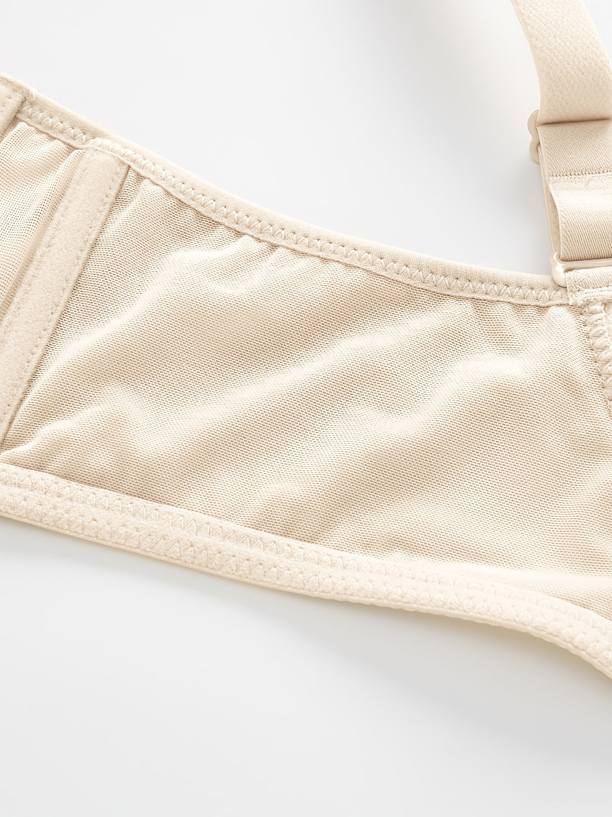 Soutien-gorge grande taille à armatures, tulle contrasté