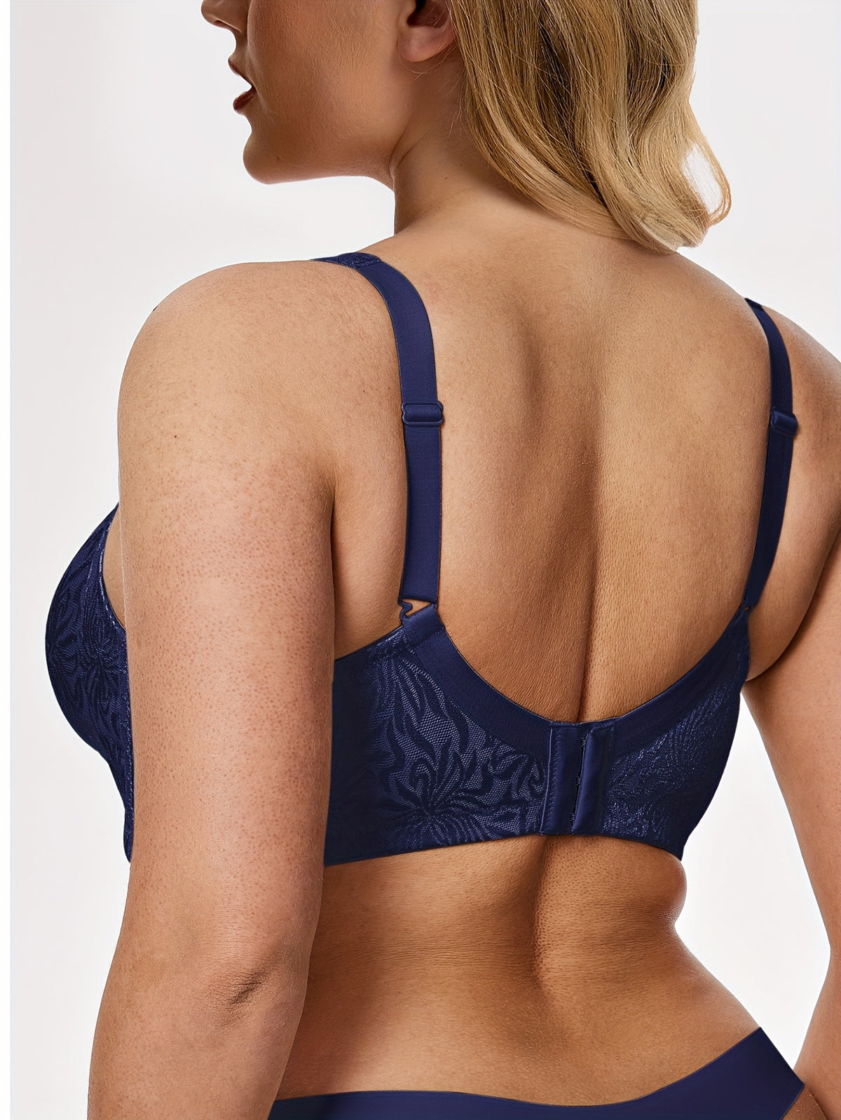 Soutien-gorge grande taille — Bord festonné et jacquard