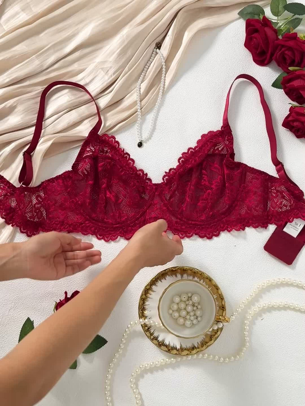 Soutien-gorge grande taille, feston à cils