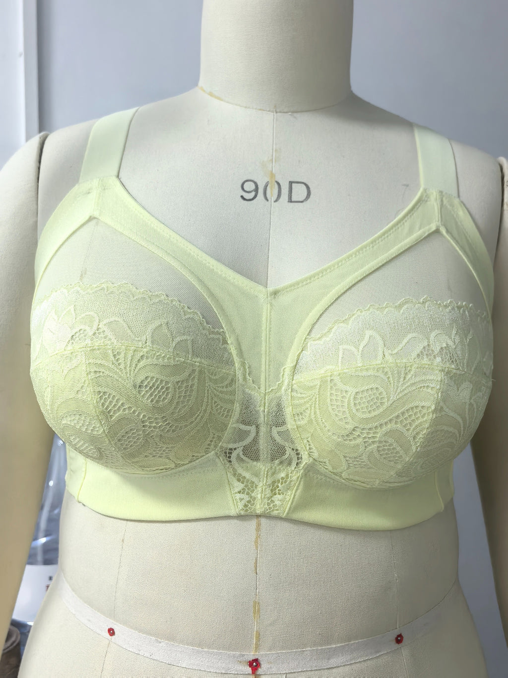 Soutien-gorge grande taille — Dentelle rose du 0XL au 8XL
