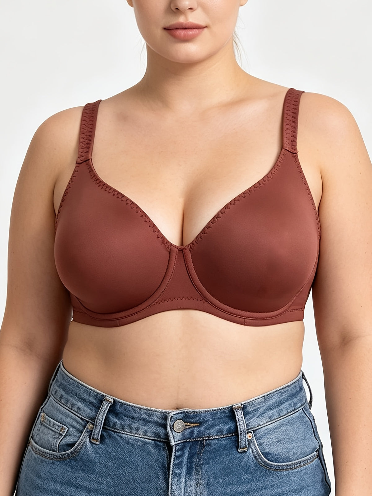 Soutien-gorge grande taille — Deux tissus et zéro relief