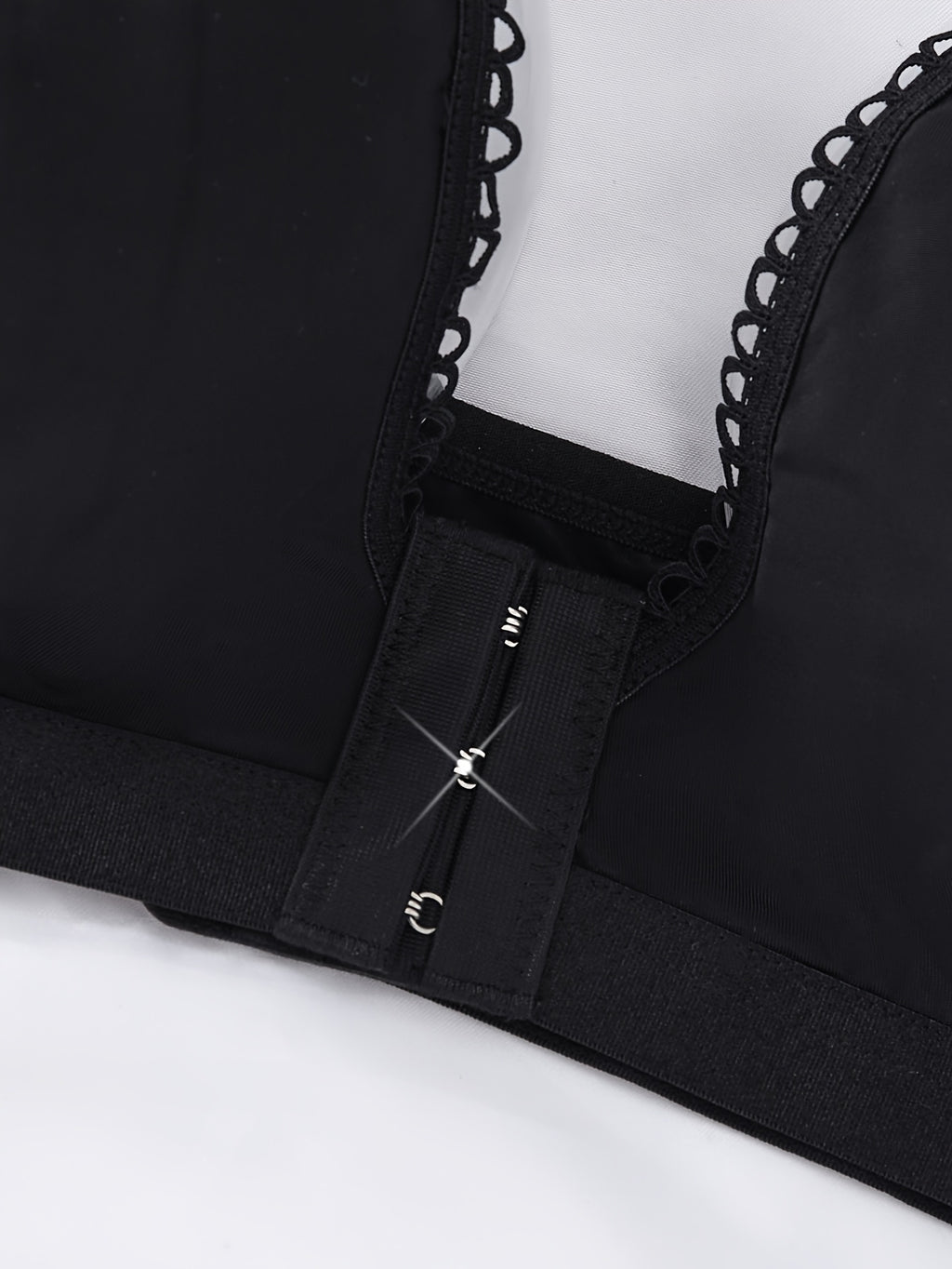 Soutien-gorge grande taille — Noir lisse à bord festonné