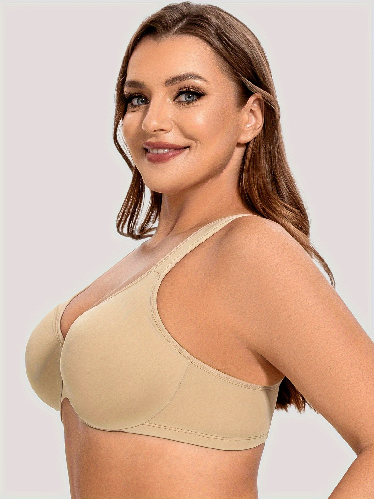 Soutien-gorge grande taille, bonnet moulé lisse ton sur ton