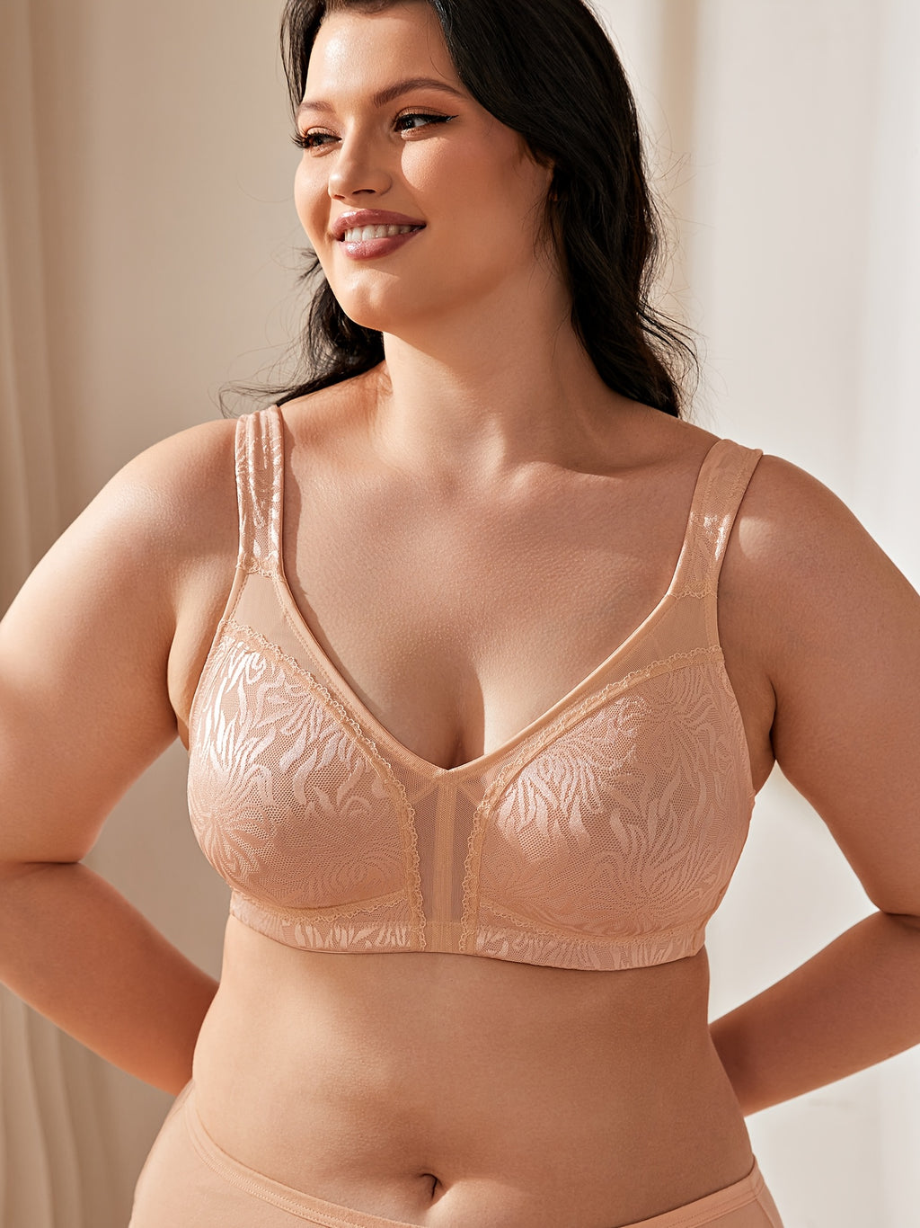 Soutien-gorge grande taille — Jacquard réducteur, 38 tailles